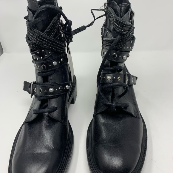 ZARA LOW HEELED LEATHER ANKLE BOOTS - Picture 15 of 16